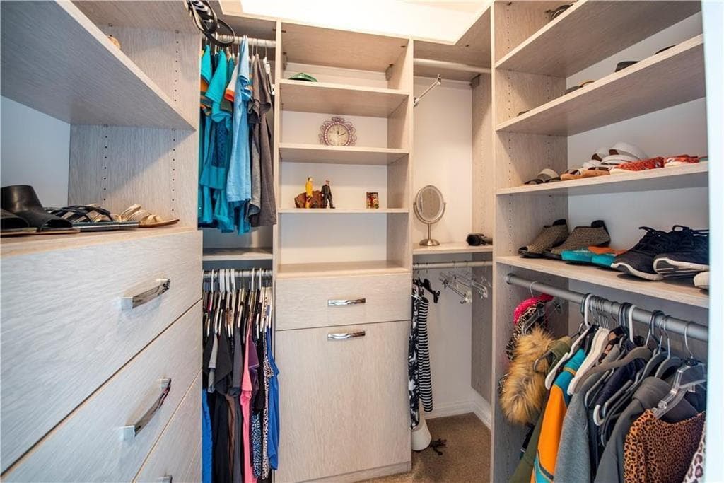 custom closets