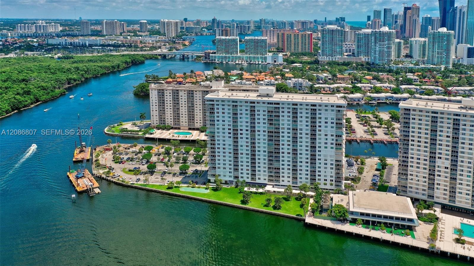 ARLEN HOUSE · #1420 in Sunny Isles Beach - Photo 47