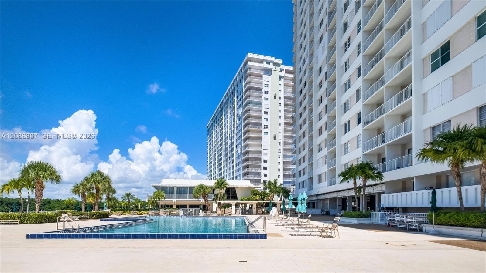 ARLEN HOUSE · #1420 in Sunny Isles Beach - Photo 36