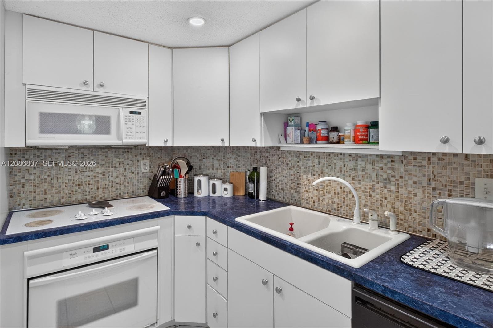 ARLEN HOUSE · #1420 in Sunny Isles Beach - Photo 9