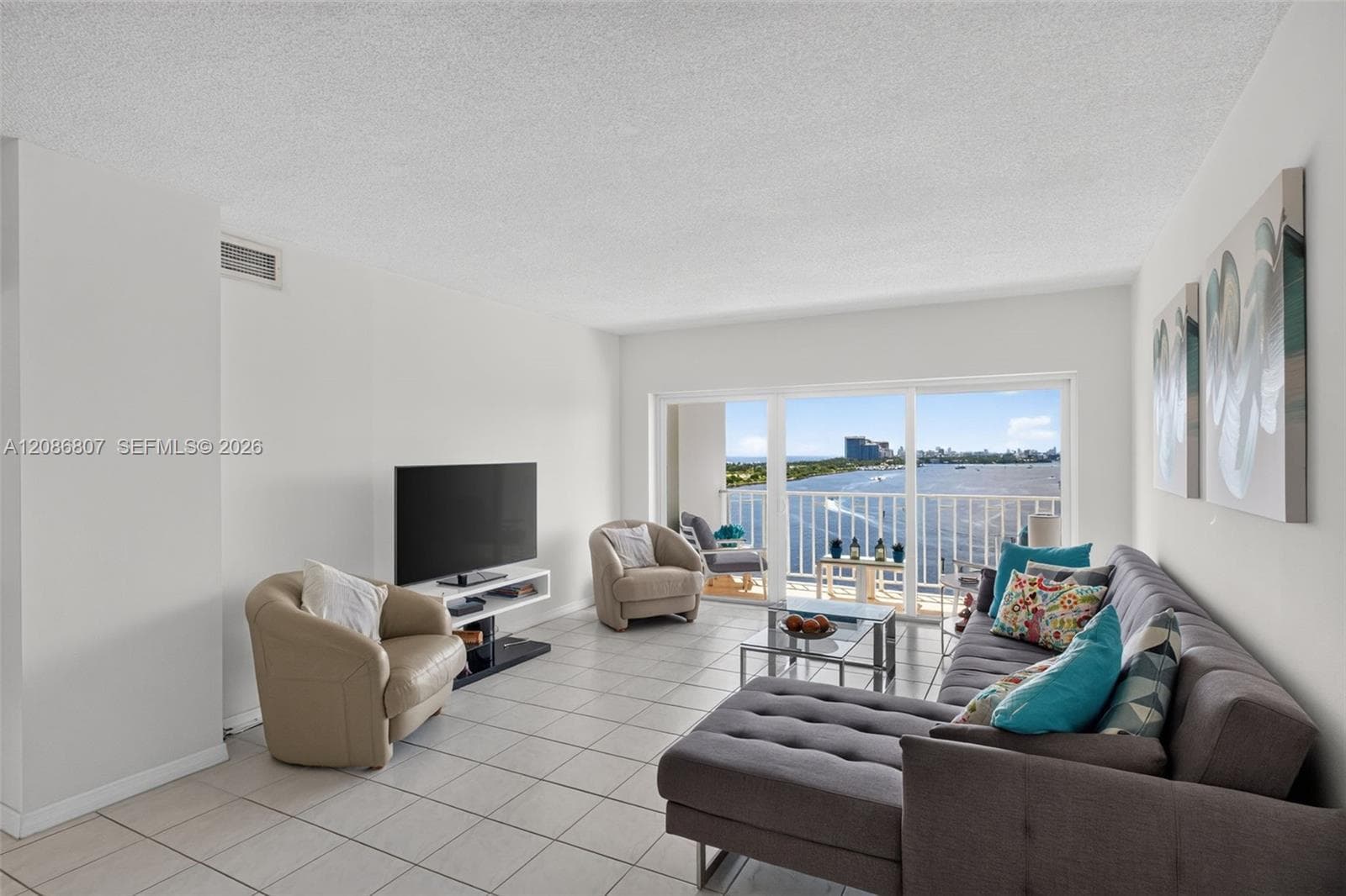 ARLEN HOUSE · #1420 in Sunny Isles Beach - Photo 10
