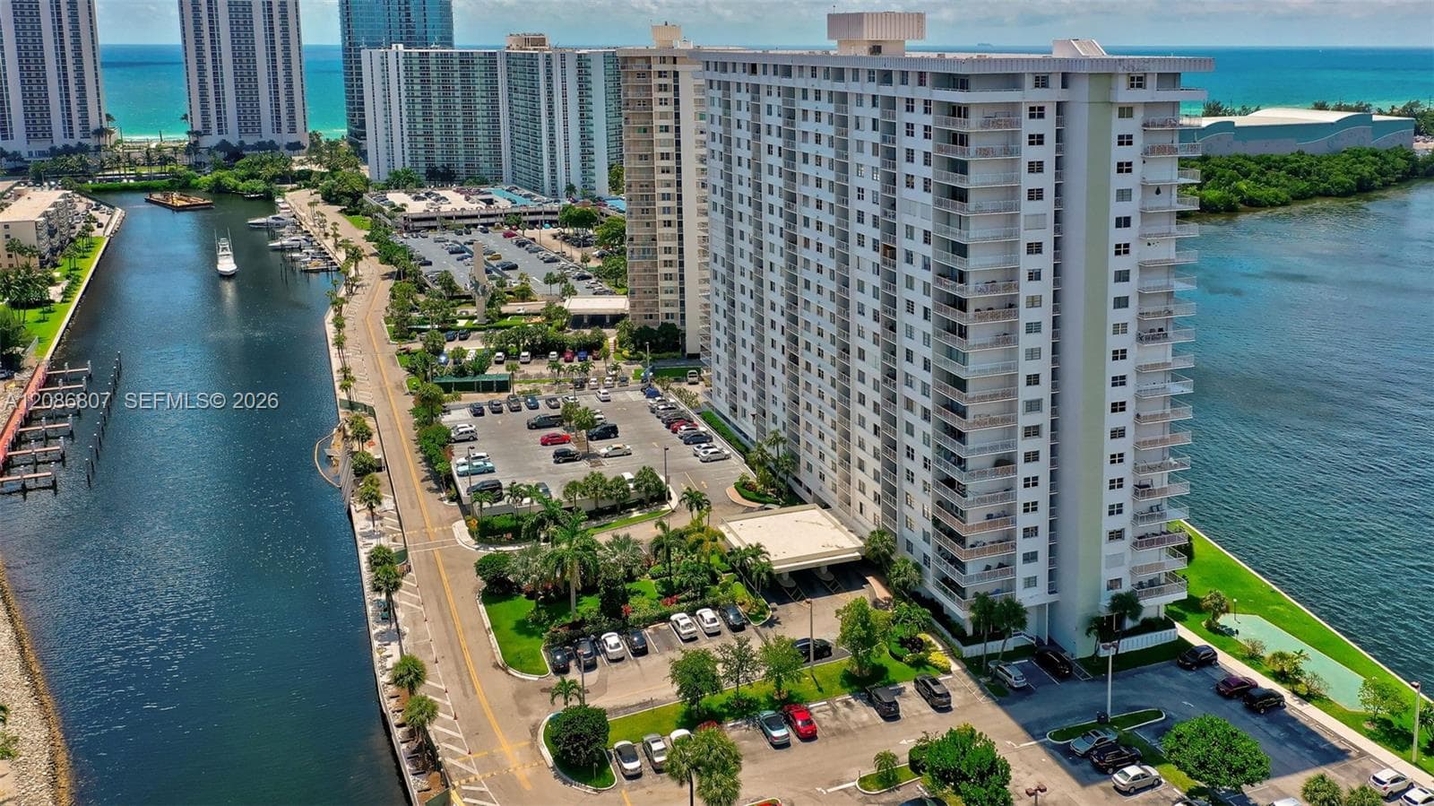 ARLEN HOUSE · #1420 in Sunny Isles Beach - Photo 51