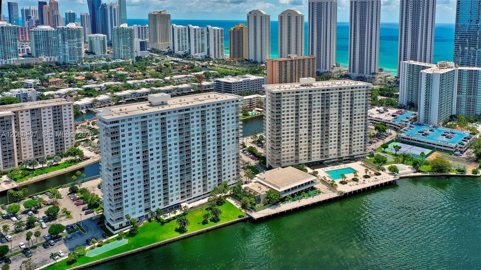 ARLEN HOUSE · #1420 in Sunny Isles Beach - Photo 48