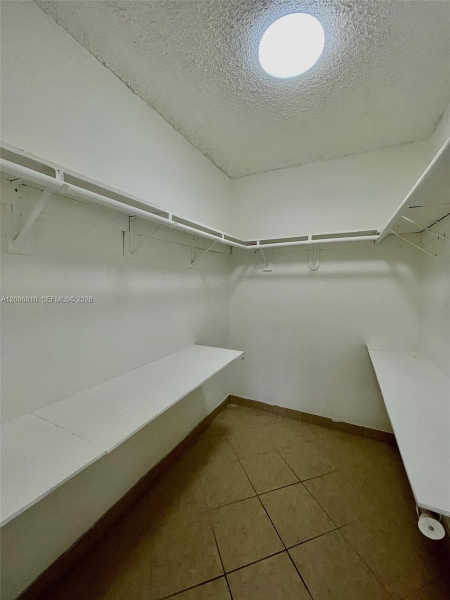 SON VIDA CONDO · #412 in Hialeah - Photo 13
