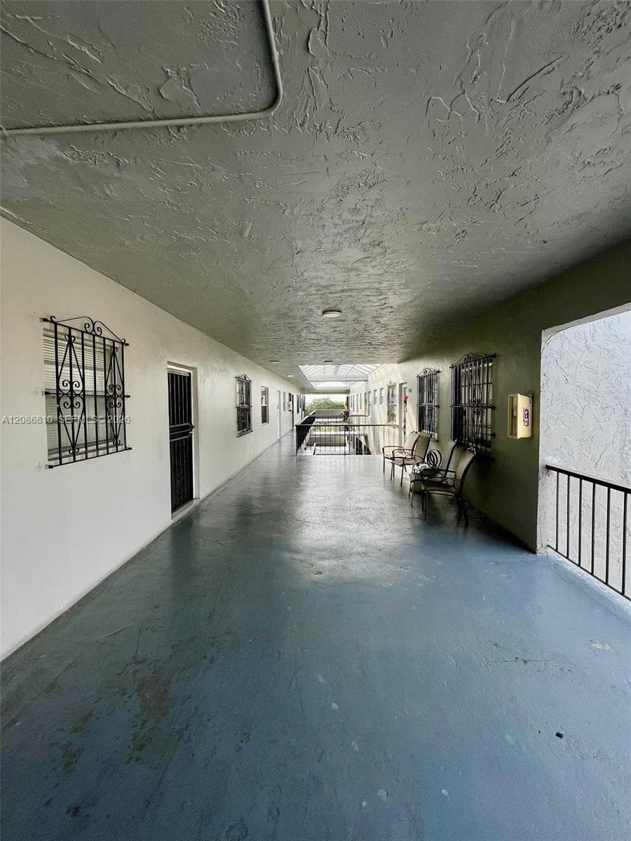 SON VIDA CONDO · #412 in Hialeah - Photo 3
