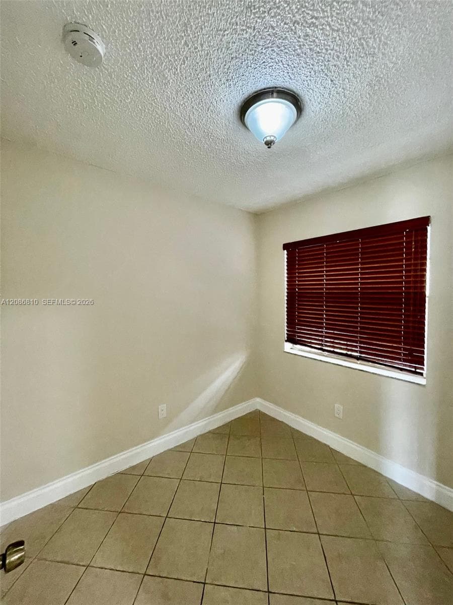SON VIDA CONDO · #412 in Hialeah - Photo 9