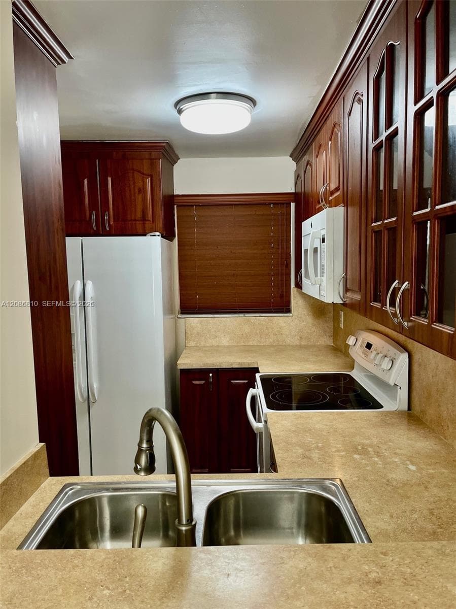 SON VIDA CONDO · #412 in Hialeah - Photo 14