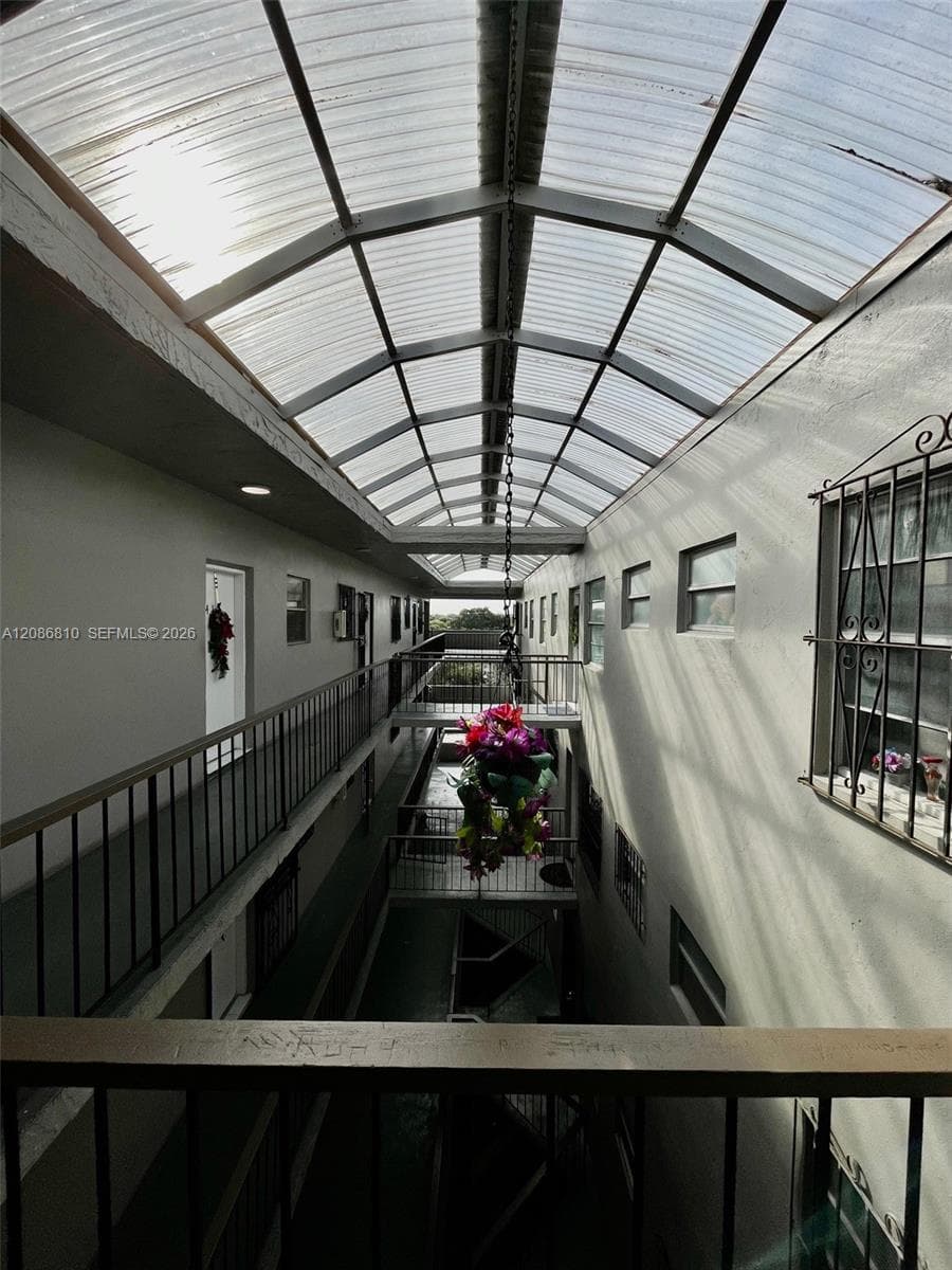 SON VIDA CONDO · #412 in Hialeah - Photo 4
