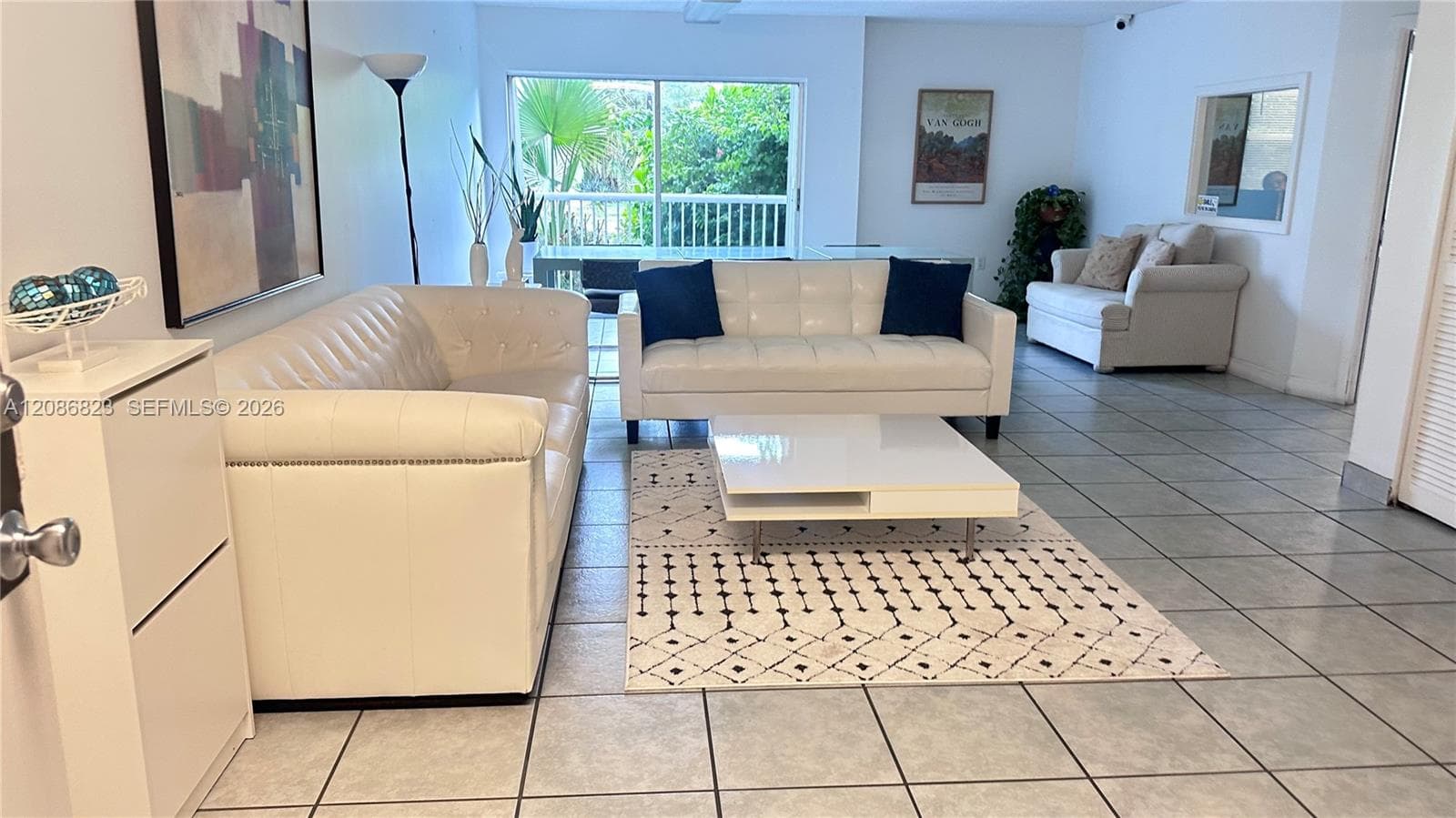 Towne Royale Condo · #204 in Sunny Isles Beach - Photo 8