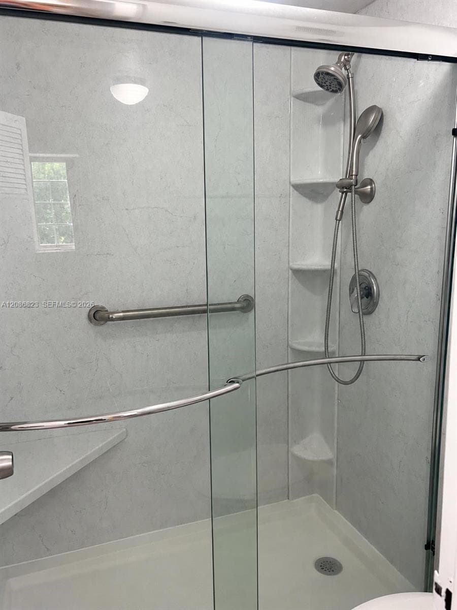 Towne Royale Condo · #204 in Sunny Isles Beach - Photo 21