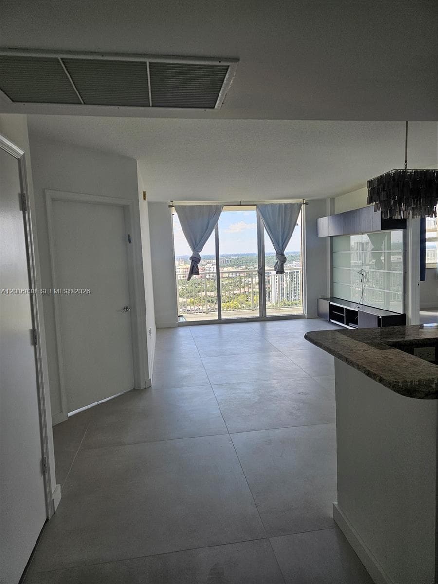 TURNBERRY ON THE GREEN · #2305 in Aventura - Photo 3