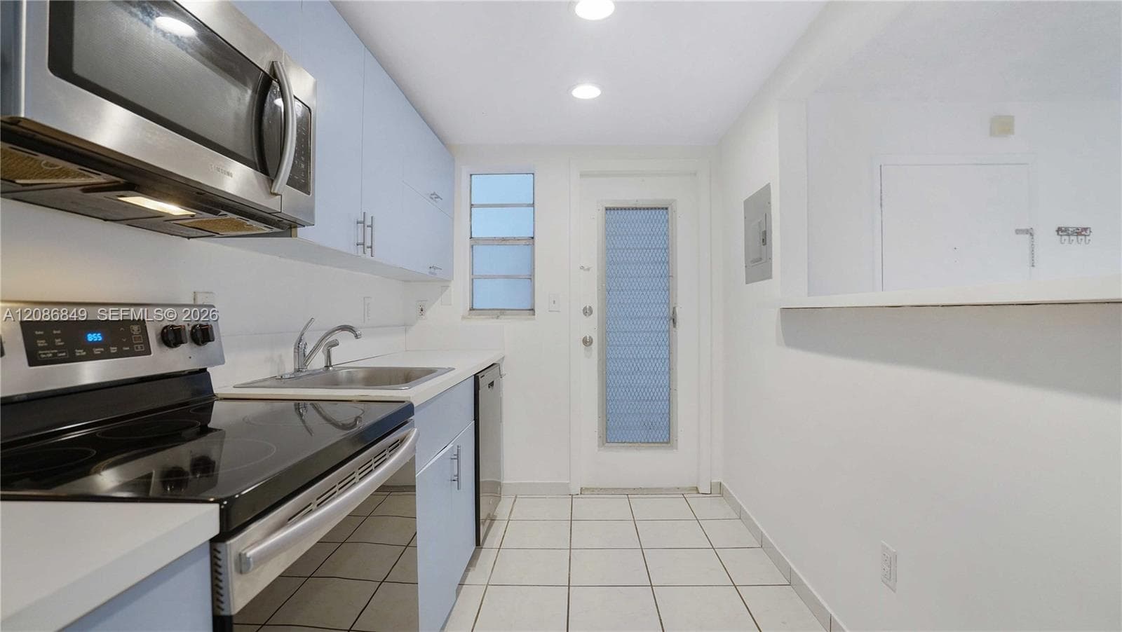 GOLDEN HOUSE CONDO · #404 in Miami Beach - Photo 1