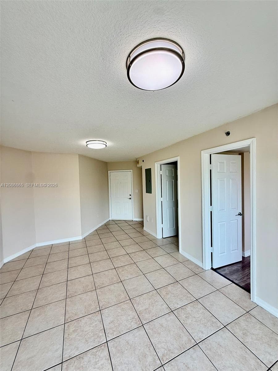 RIVER RUN SOUTH CONDO · #418 in Miami - Photo 15