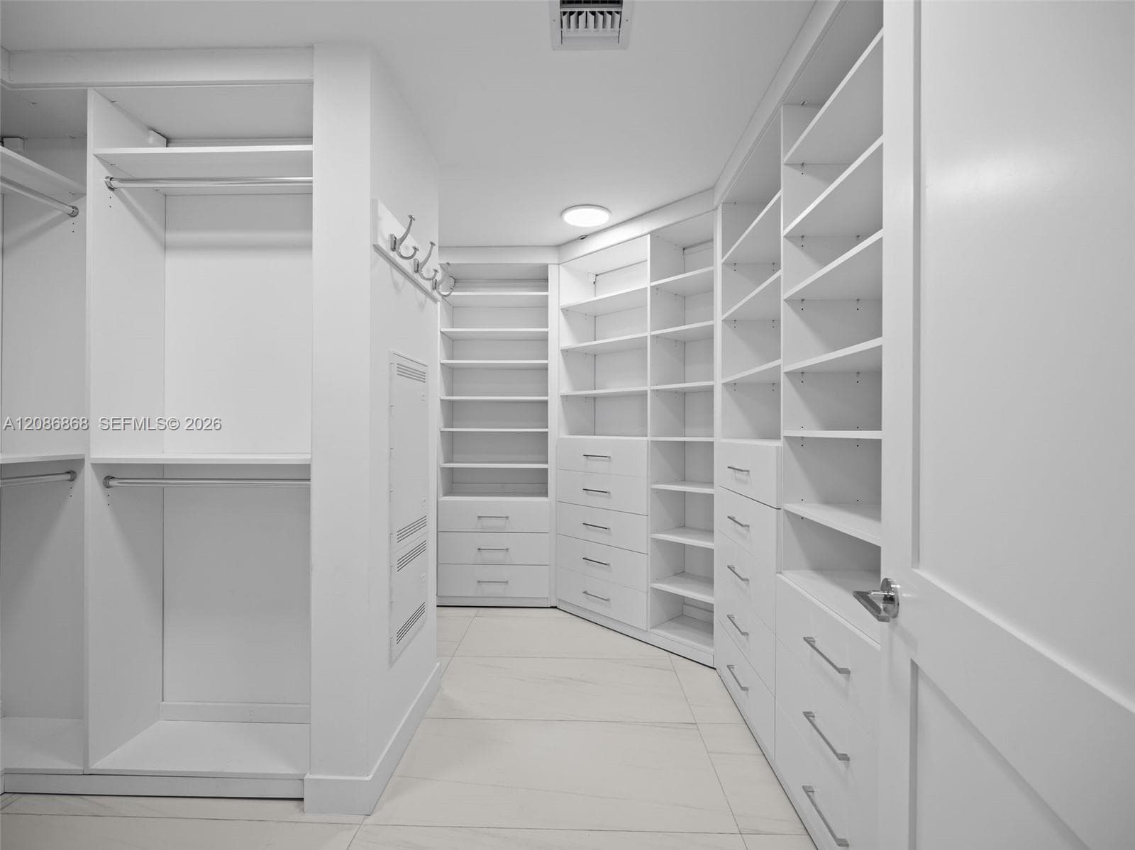 Selene Oceanfront Residences · #605-S in Fort Lauderdale - Photo 8