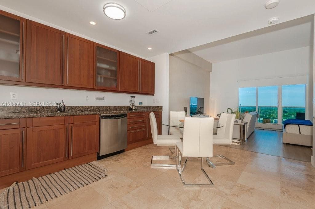 Roney Palace · #1630 in Miami Beach - Photo 2