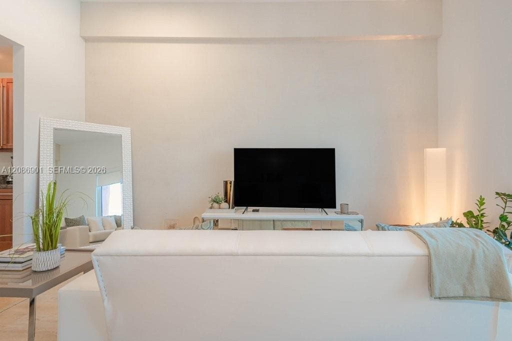 Roney Palace · #1630 in Miami Beach - Photo 13