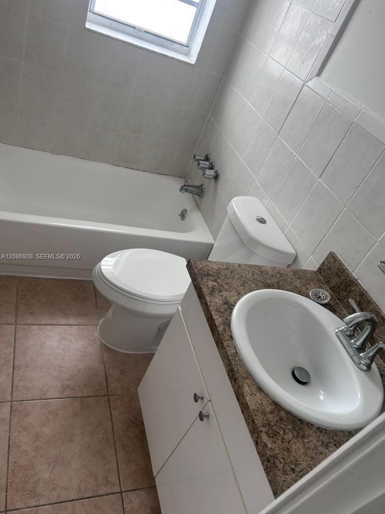 2651 Nw 13th st · #53 in Miami - Photo 9