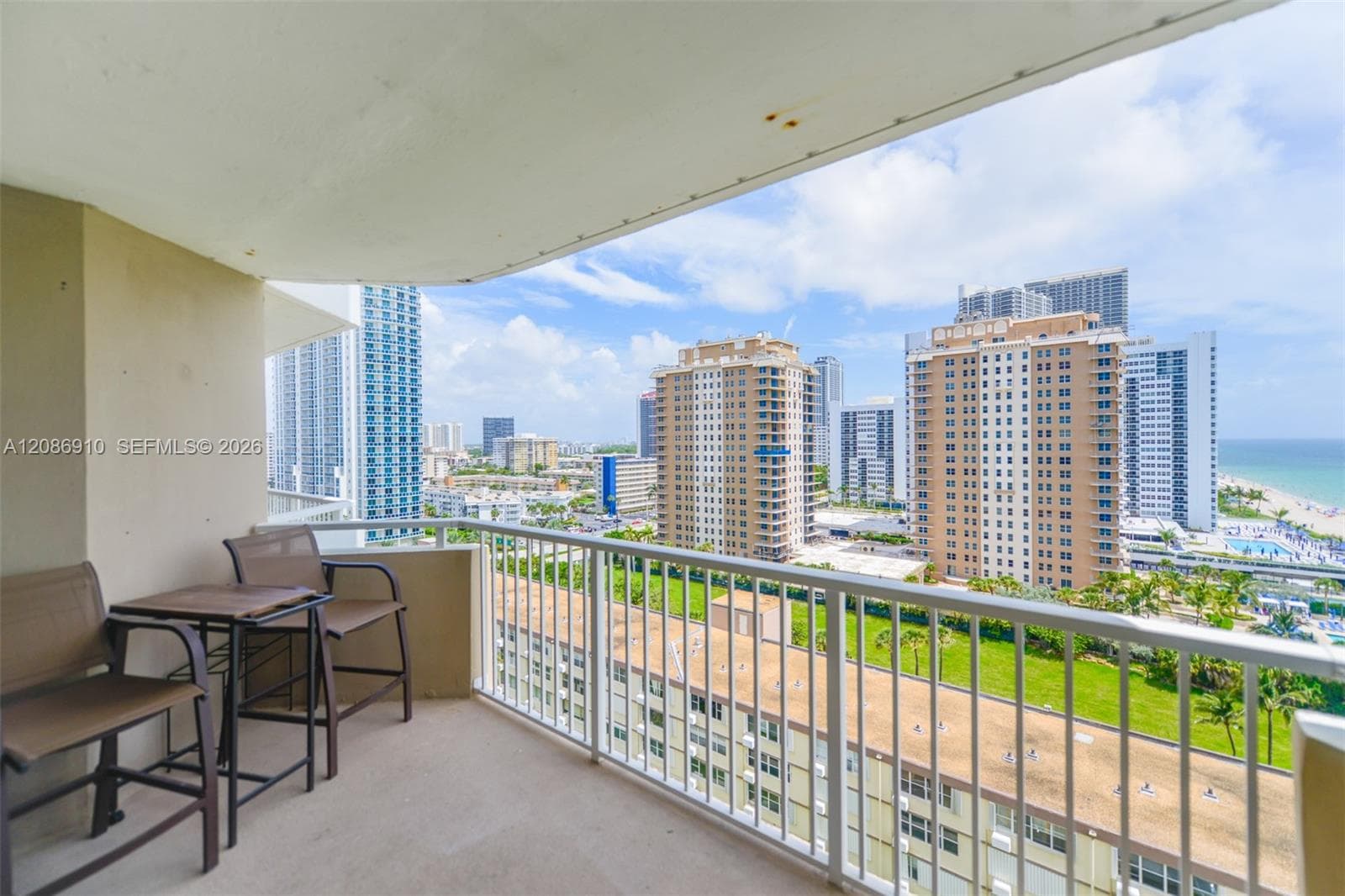HEMISPHERES CONDO · #11H in Hallandale Beach - Photo 2