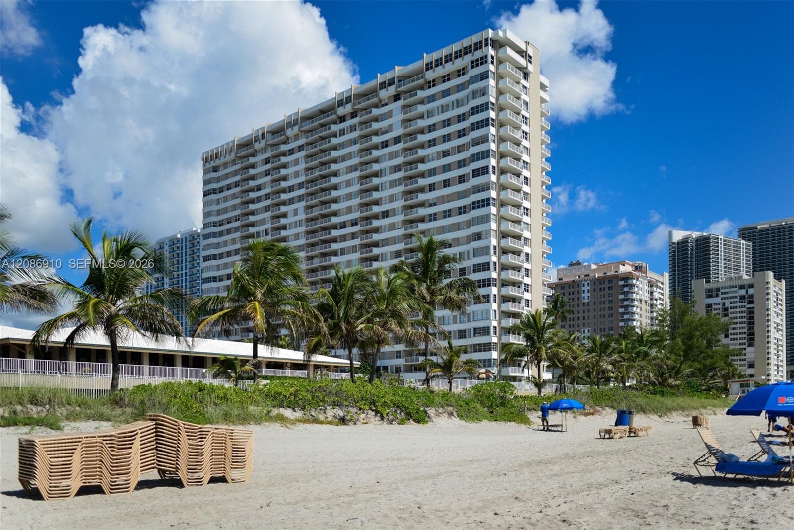 HEMISPHERES CONDO · #11H in Hallandale Beach - Photo 31