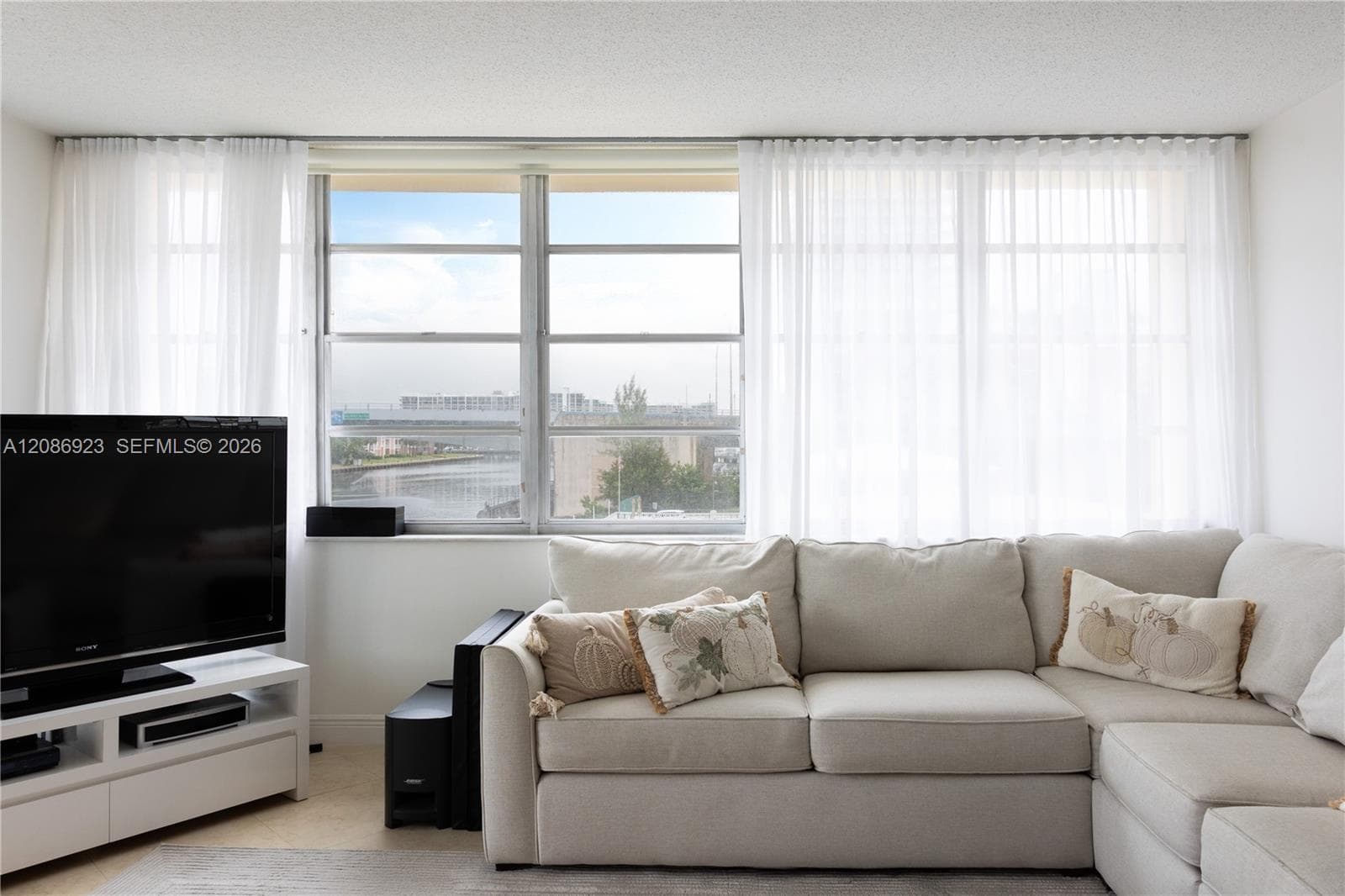 IMPERIAL TOWERS CONDO · #320 in Hallandale Beach - Photo 6