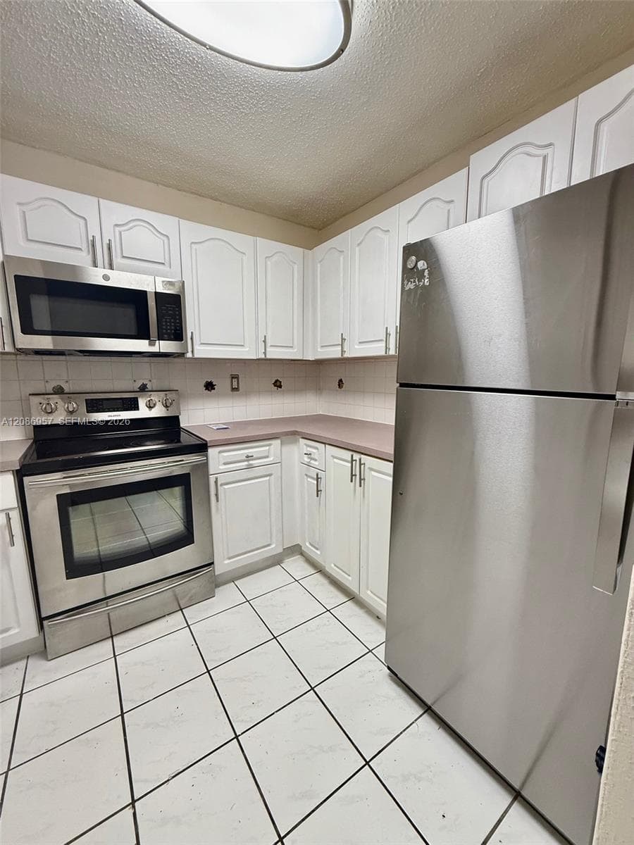 WESTLAND GARDENS CONDO · #215 in Hialeah - Photo 22