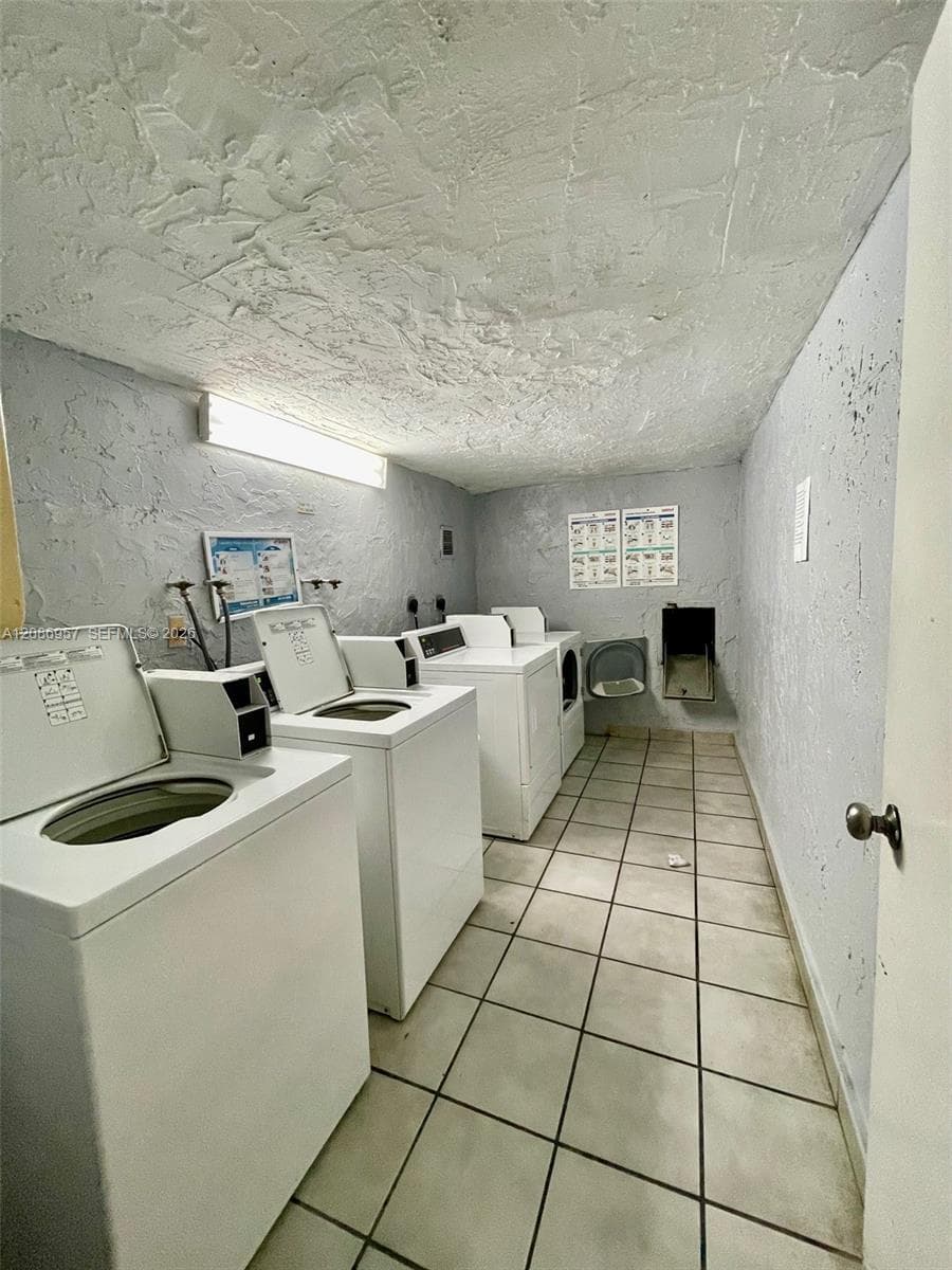 WESTLAND GARDENS CONDO · #215 in Hialeah - Photo 20