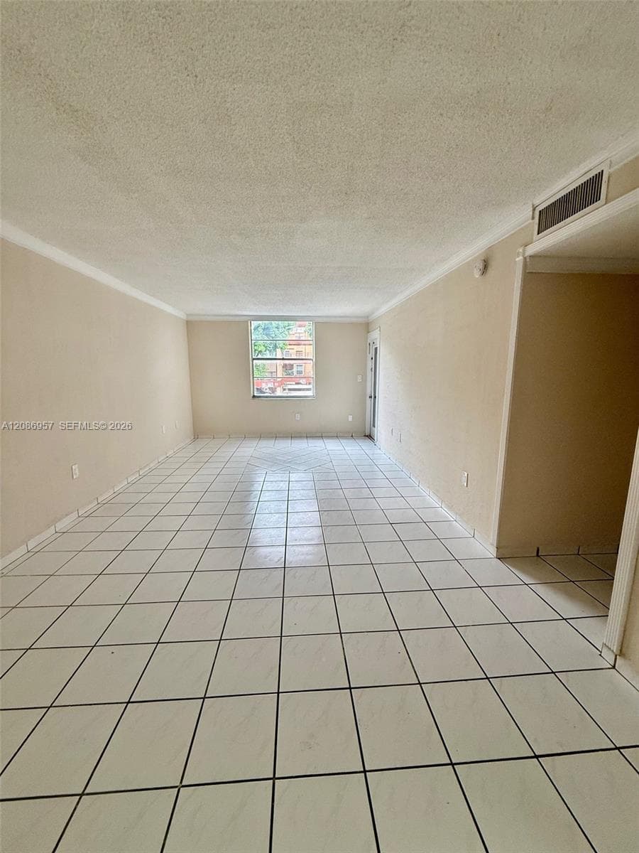 WESTLAND GARDENS CONDO · #215 in Hialeah - Photo 24