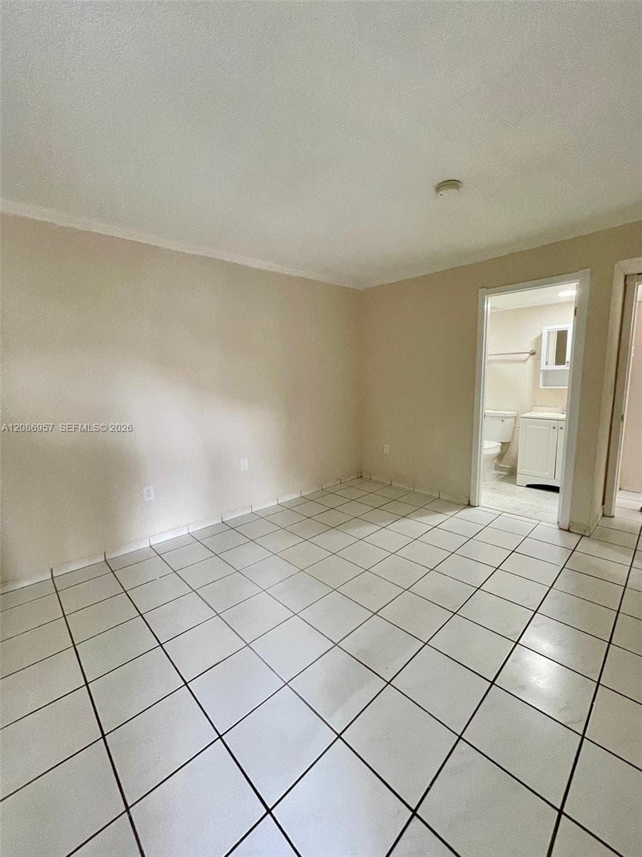 WESTLAND GARDENS CONDO · #215 in Hialeah - Photo 14