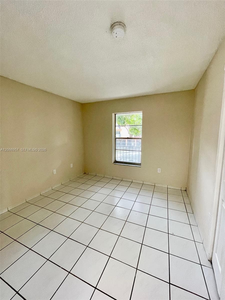 WESTLAND GARDENS CONDO · #215 in Hialeah - Photo 11