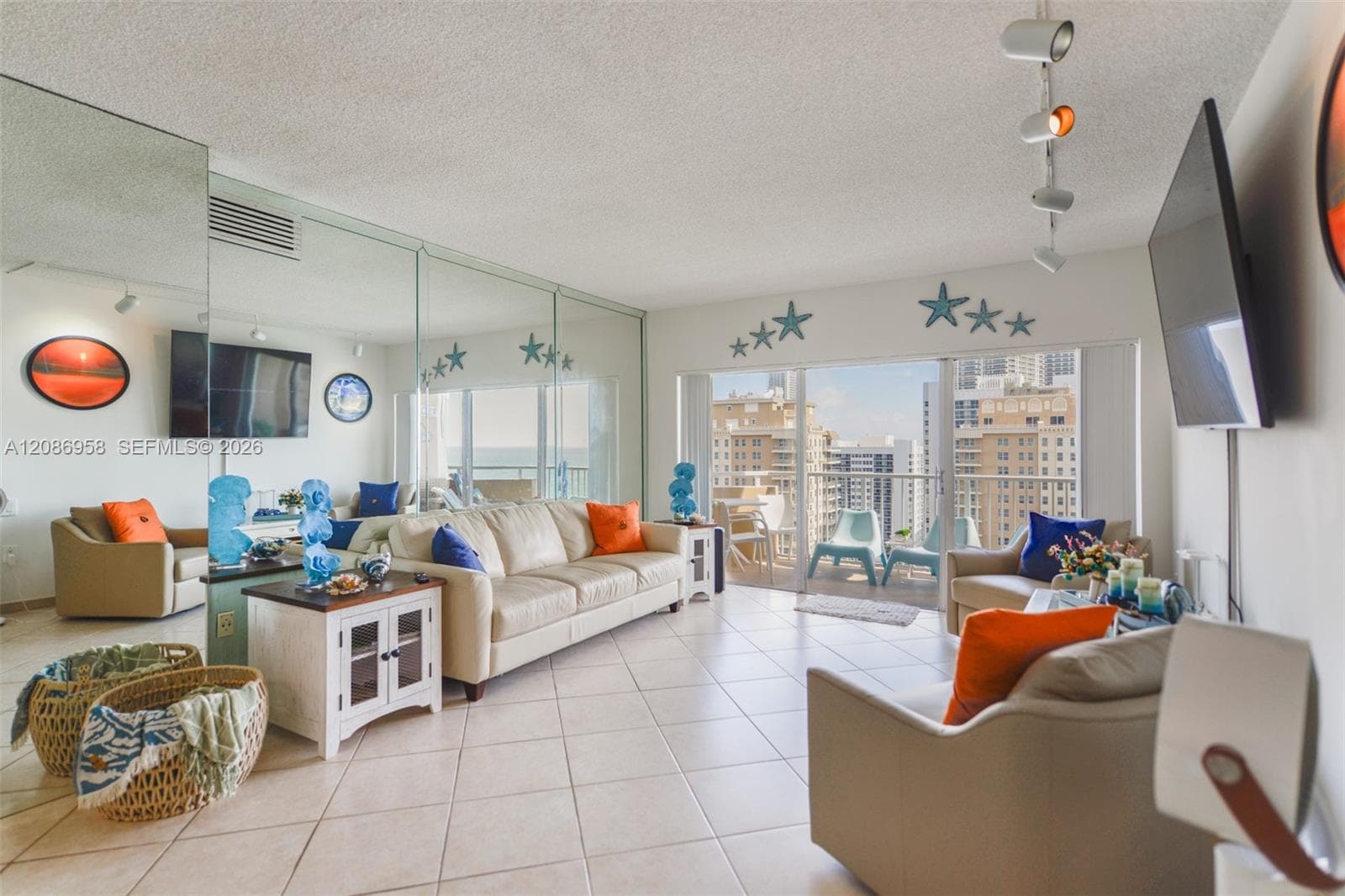HEMISPHERES CONDO · #18B in Hallandale Beach - Photo 8