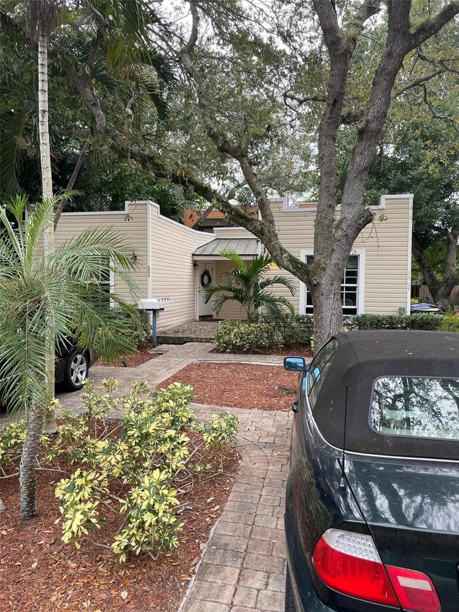 RIO VISTA C J HECTORS RES · #1-4 in Fort Lauderdale - Photo 2