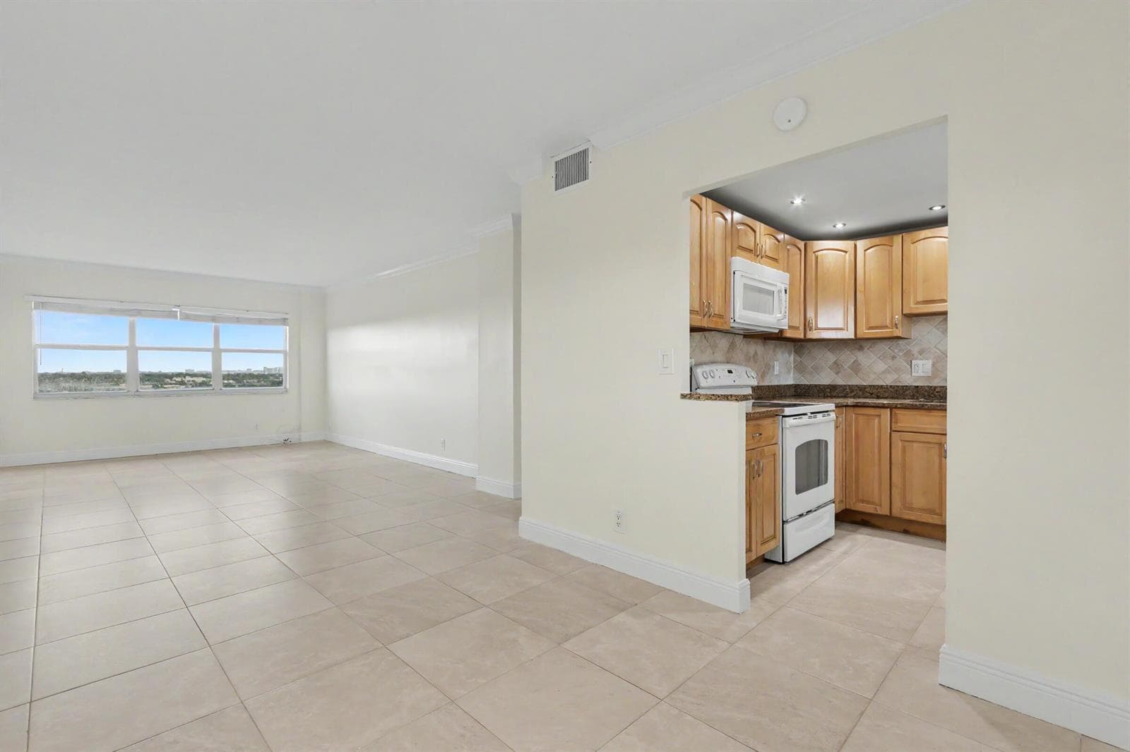 Kitchen Entry