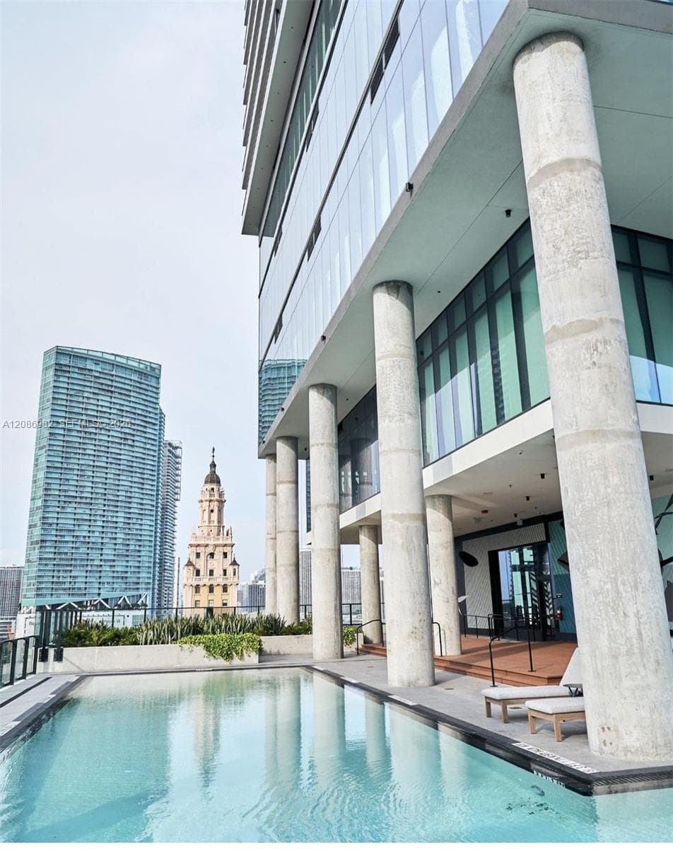 The Elser Hotel & Residences · #1510 in Miami - Photo 5