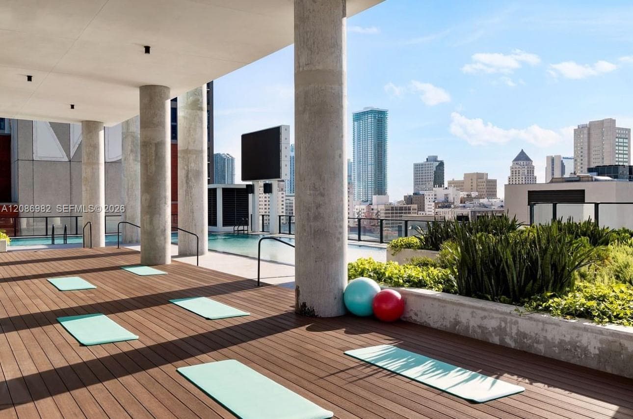 The Elser Hotel & Residences · #1510 in Miami - Photo 9