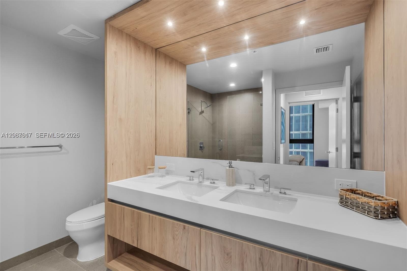 The Crosby unit 2207 · #2207 in Miami - Photo 11