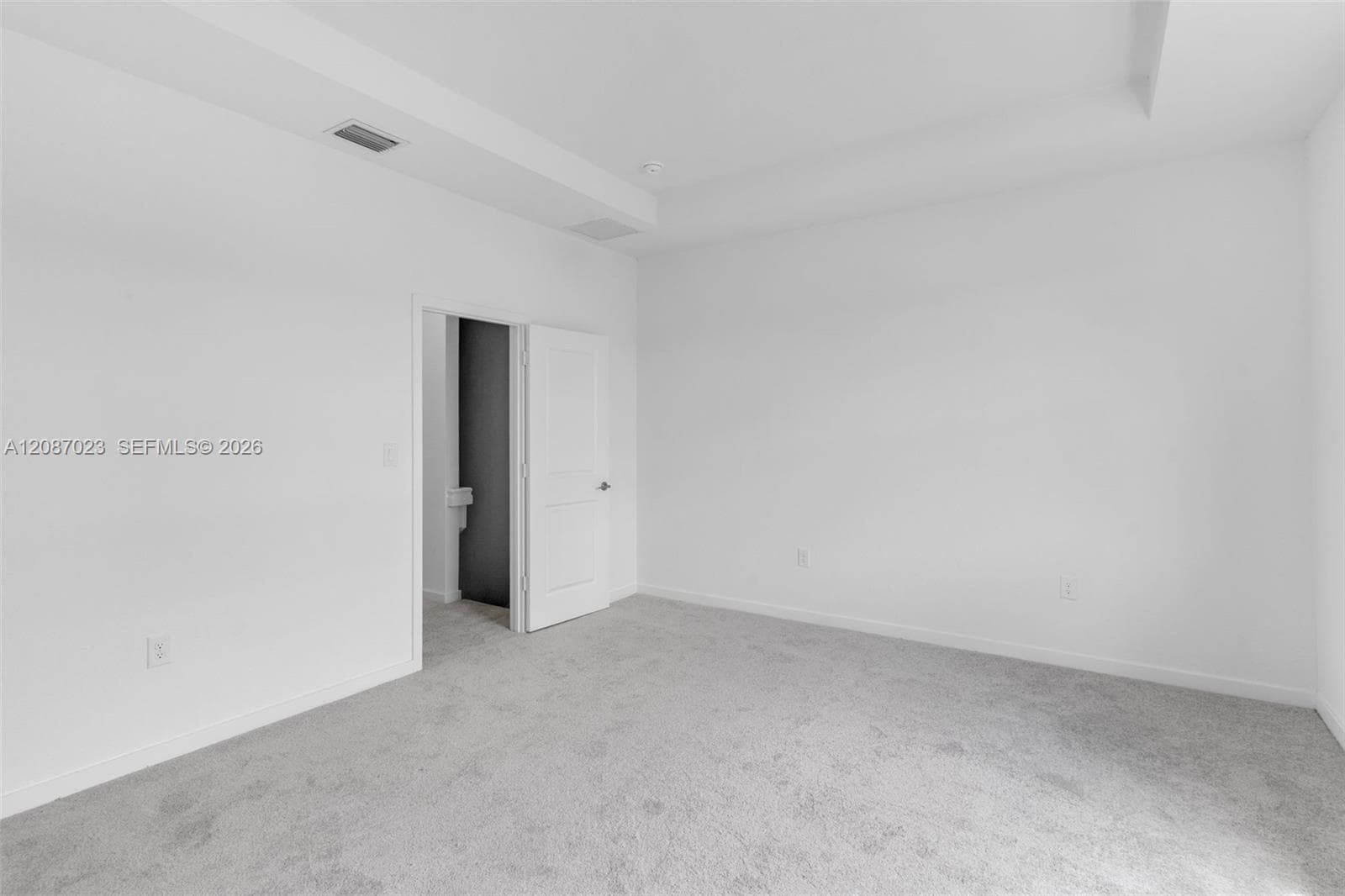 1125 SE 3rd Street photo 16