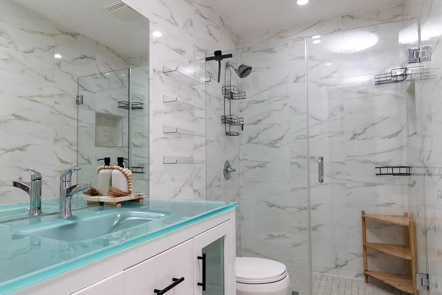 450 SE 7th St #232-Dania Beach-FL-33004-