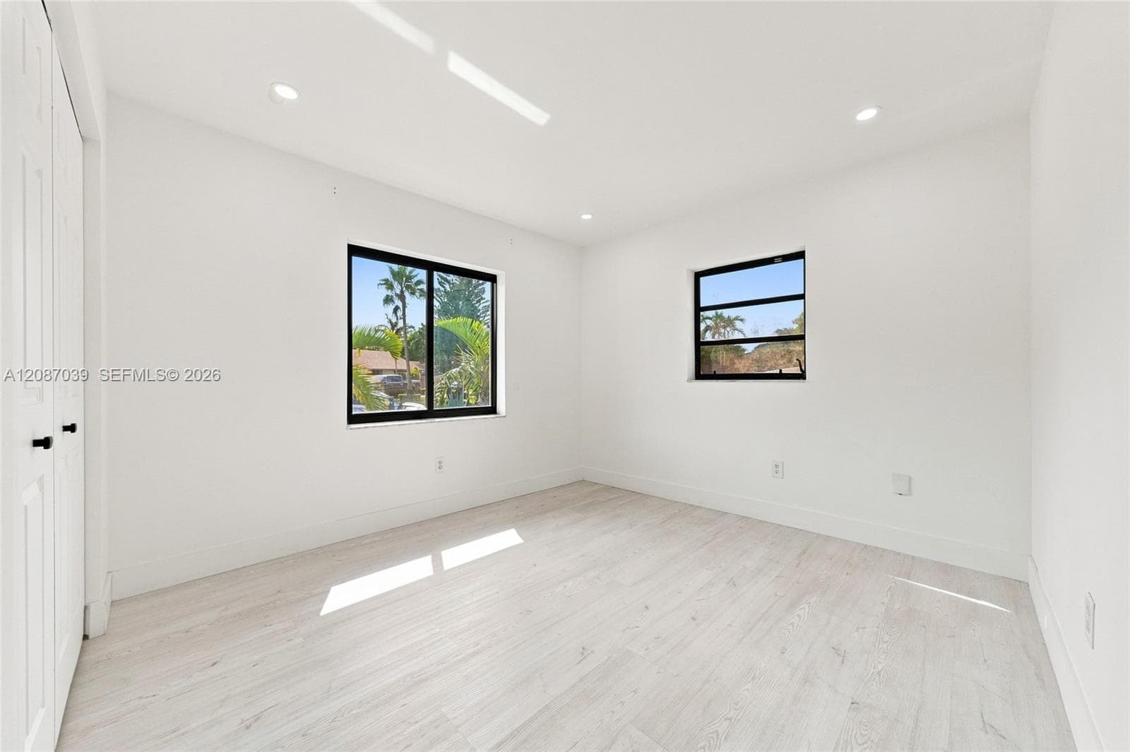 1707 S Curlew Ln photo 23
