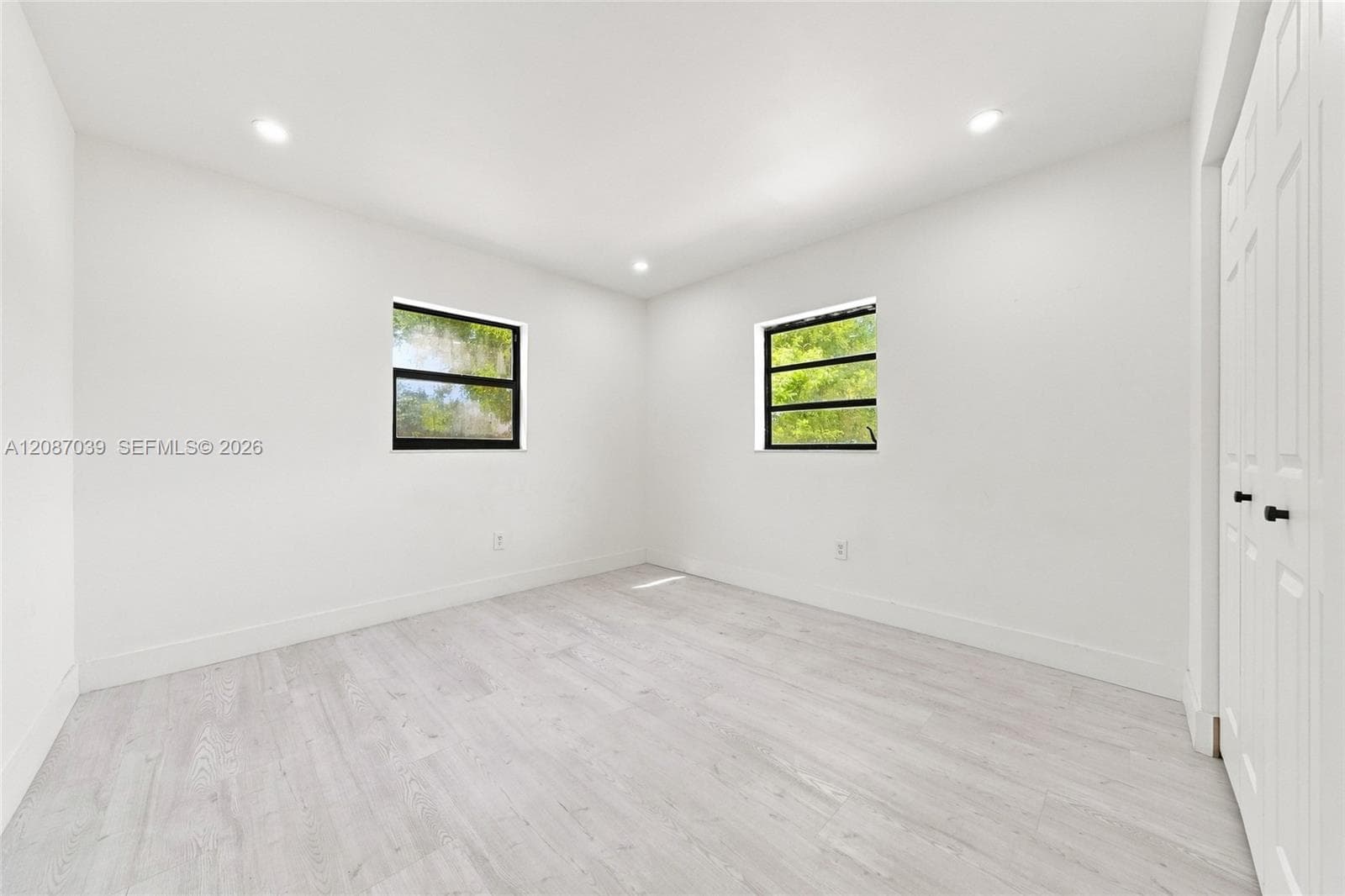1707 S Curlew Ln photo 27