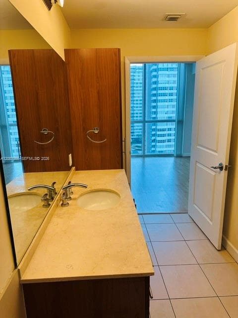 OCEAN MARINE YACHT CLUB C · #1103 in Hallandale Beach - Photo 32