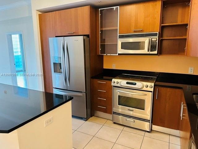 OCEAN MARINE YACHT CLUB C · #1103 in Hallandale Beach - Photo 11