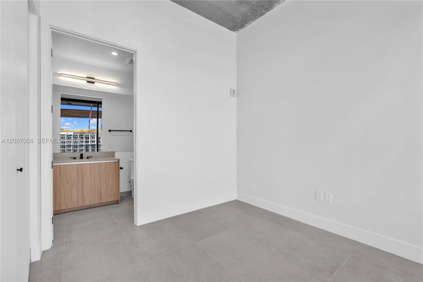 DONMOORE VILLA AMD PL · #502 in Miami - Photo 27