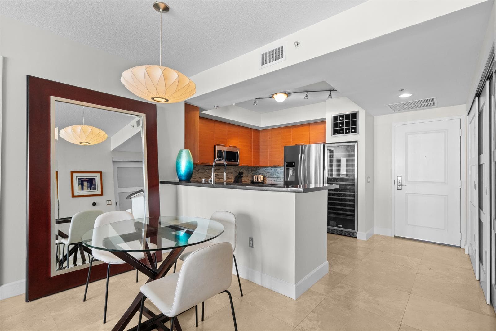 Kitchen / Dining