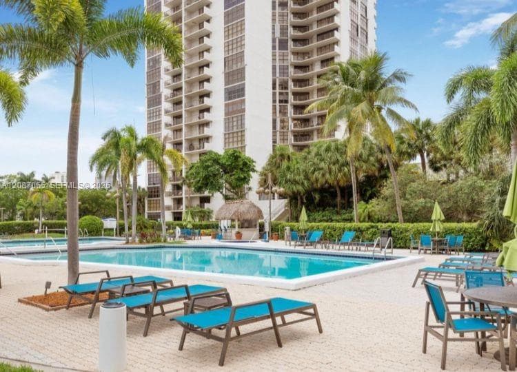 CLIPPER · #1005 in Aventura - Photo 26