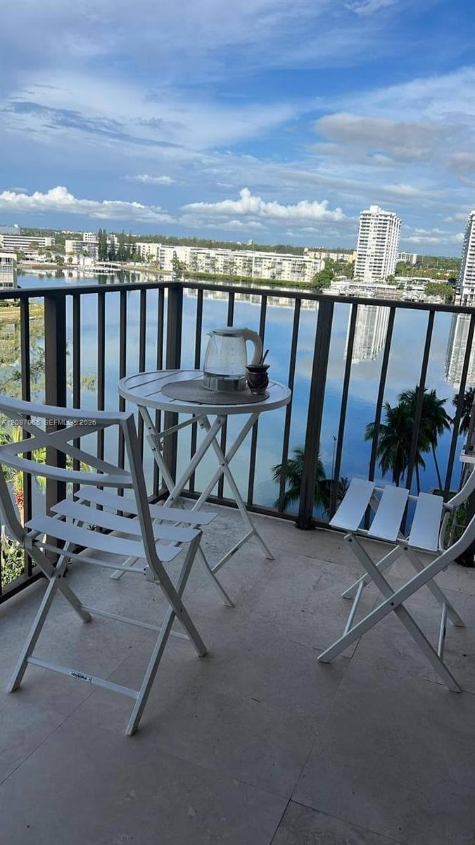 CLIPPER · #1005 in Aventura - Photo 22