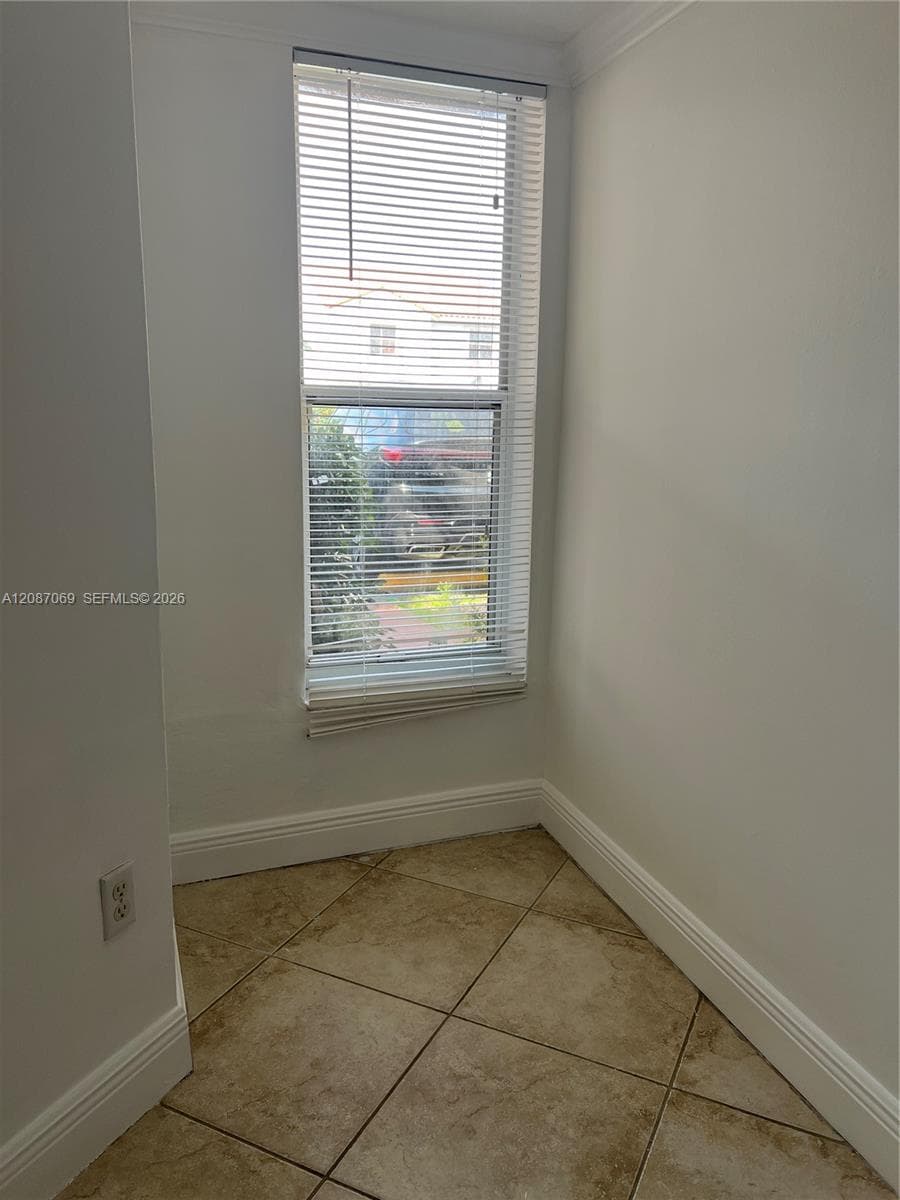 MARINA REAL CONDO NO 4 · #304 in Miami - Photo 6