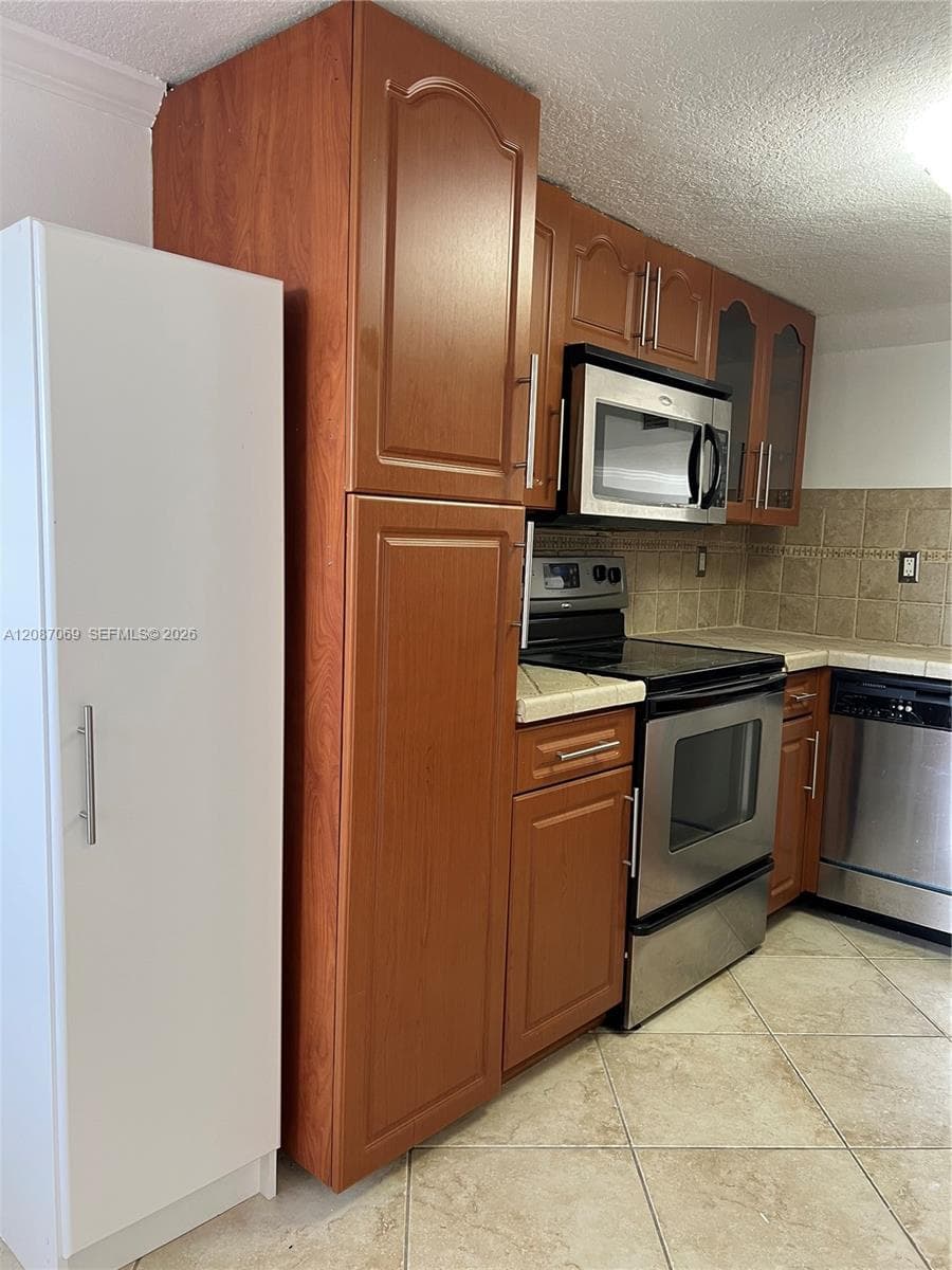 MARINA REAL CONDO NO 4 · #304 in Miami - Photo 7