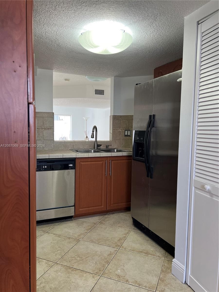 MARINA REAL CONDO NO 4 · #304 in Miami - Photo 8