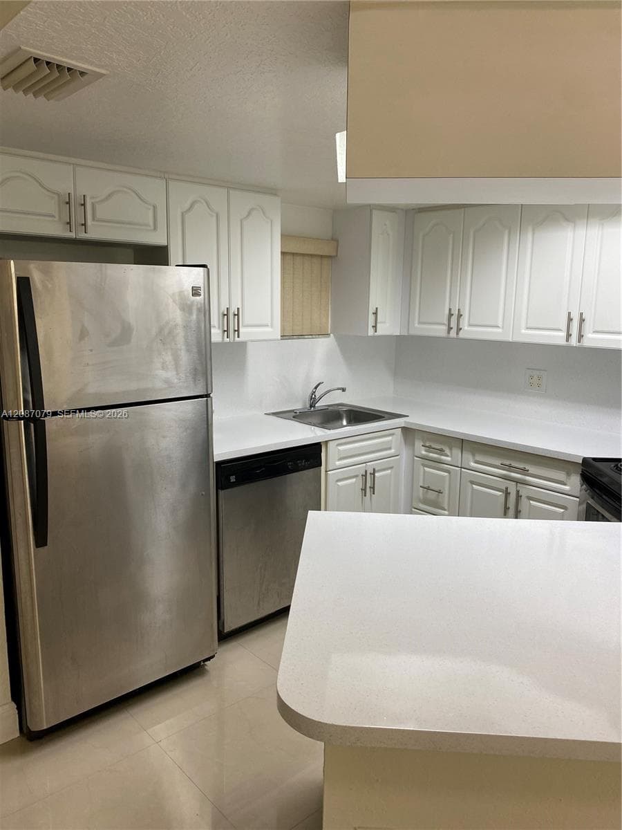 LAS VISTAS AT DORAL CONDO · #104 in Doral - Photo 17