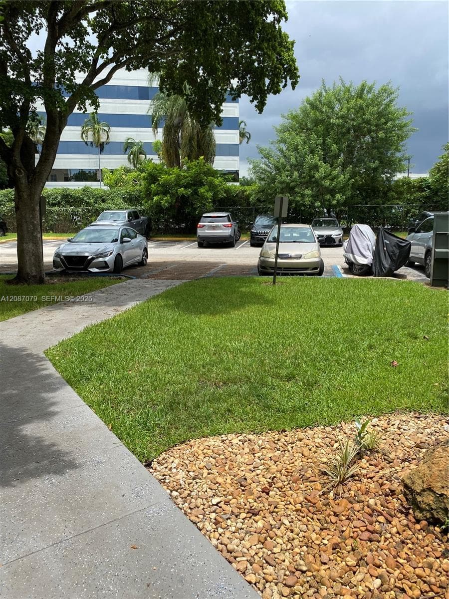 LAS VISTAS AT DORAL CONDO · #104 in Doral - Photo 14